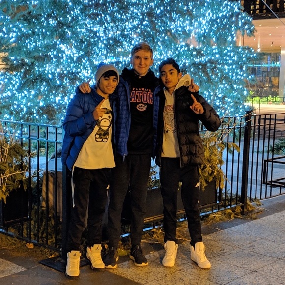 Meet your Posher, Josh - Picture 4 of 8